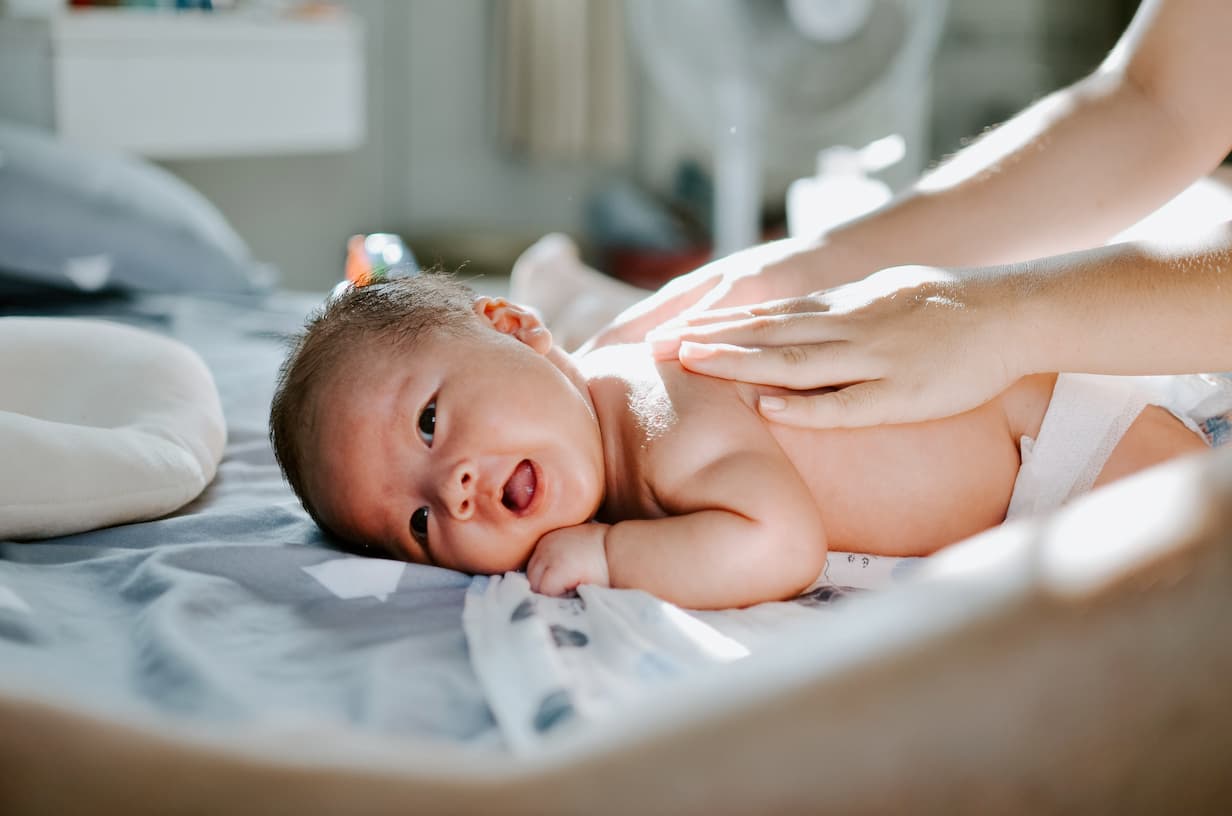 Ganzheitliche Babymassage